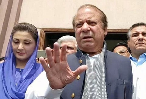 மனைவியின் இறுதிச்சடங்கில் பங்கேற்க நவாஸ் ஷெரீப்புக்கு பரோல்