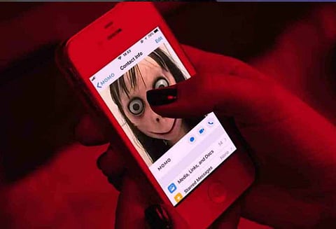 உங்கள் கண்களை திறந்திருங்கள் ’மோமோ சவால்’குறித்து மத்திய அரசு எச்சரிக்கை