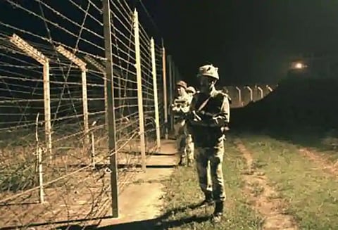 பாகிஸ்தானில் “சர்ஜிக்கல் ஸ்டிரைக்” நாய்களை விரட்ட பயன்படுத்திய வியூகம் குறித்து முன்னாள் கமாண்டர் பேச்சு