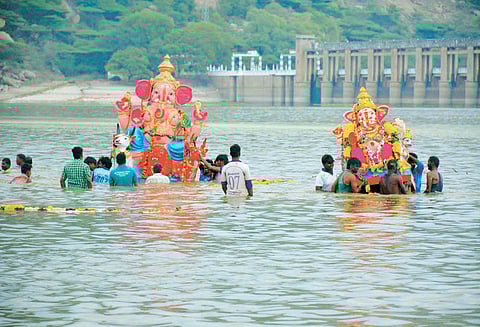 கிருஷ்ணகிரி, தர்மபுரி மாவட்டங்களில் 1,783 விநாயகர் சிலைகள் கரைப்பு