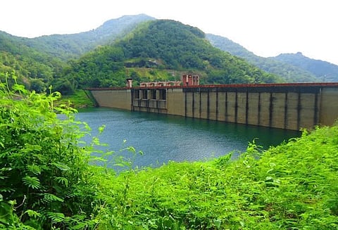 முல்லைப்பெரியாறு அணை நீர்மட்டம் 129.45 அடியாக குறைந்தது