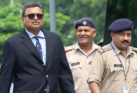 ஏர்செல்- மேக்ஸிஸ் வழக்கு: கார்த்தி சிதம்பரம் வெளிநாடு செல்ல நீதிமன்றம் அனுமதி