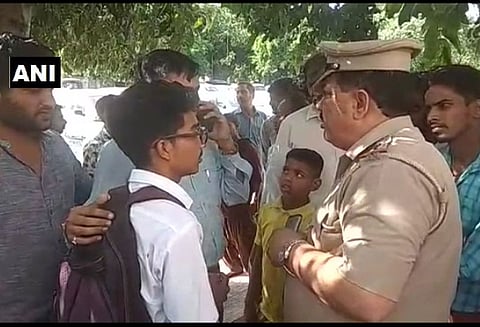 அரியானாவில் 11-ம் வகுப்பு மாணவனை கத்தியால் குத்தி கொலைசெய்த 9-ம் வகுப்பு மாணவன் கைது