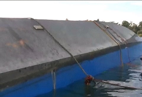 தான்சானியாவில் ஏரியில் படகு கவிழ்ந்து விபத்து: 44 பேர் பலியான பரிதாபம்