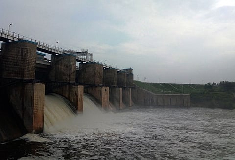 ஓசூர்: கெலவரப்பள்ளி அணை நிரம்புகிறது - கரையோர மக்களுக்கு வெள்ள அபாய எச்சரிக்கை