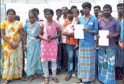 கிருஷ்ணகிரி அரசு ஆஸ்பத்திரி: குழந்தை பிறந்த சிறிது நேரத்தில் பெண் சாவு - கலெக்டரிடம் கணவர் புகார்