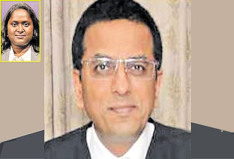 பண மசோதா மூலம் நிறைவேற்றிய ஆதார் அரசியல் சட்டத்துக்கு எதிரானது என்ற நீதிபதி சந்திரசூட் தீர்ப்பு சரியே