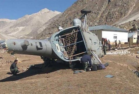 காஷ்மீரில் பிப்ரவரி மாதம் தவறுதலாக சுட்டு வீழ்த்தப்பட்டதா, இந்திய ஹெலிகாப்டர்? - பரபரப்பு தகவல்கள்