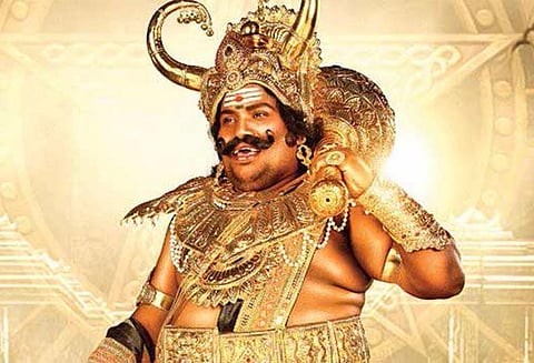 சர்ச்சை வசனங்கள்: அரசியல்வாதிகளை விமர்சிக்கும் யோகிபாபு படம்