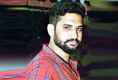 பொள்ளாச்சி மாணவியின் அண்ணனை தாக்கிய வழக்கில் - வாலிபரை மேலும் 3 நாட்கள் காவலில் விசாரிக்க அனுமதி