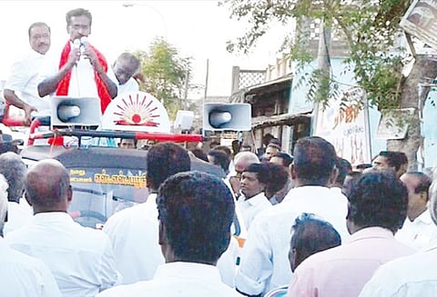 கஜா புயலால் பாதிக்கப்பட்ட அனைவருக்கும் முழுமையான நிவாரணம் கிடைக்க நடவடிக்கை எடுக்கப்படும்