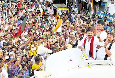 பெரம்பூரில் தி.மு.க. வேட்பாளர்களை ஆதரித்து உதயநிதி ஸ்டாலின் பிரசாரம்