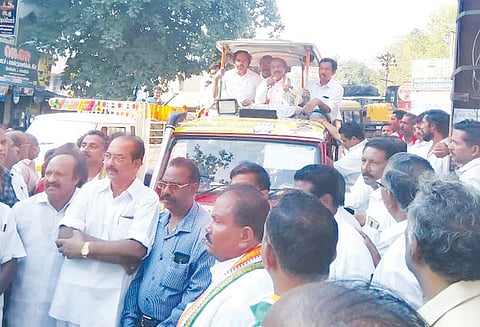 எதிர்க்கட்சியாக கூட வர முடியாது: பா.ஜனதாவுக்கு மக்கள் தேர்தலில் பாடம் புகட்டுவார்கள் எச்.வசந்தகுமார் பேச்சு