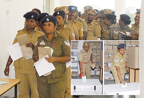 பெரம்பலூர் மாவட்டத்தில் போலீசாருக்கான தபால் வாக்குப்பதிவு தொடங்கியது