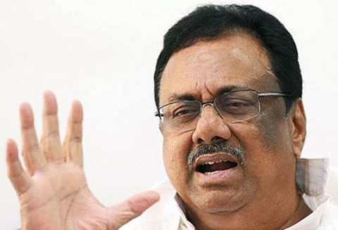 மக்களிடையே கலகம் ஏற்படுத்தி சர்வாதிகாரியாக மோடி முயற்சி- ஈ.வி.கே.எஸ்.இளங்கோவன் ஆவேச பேச்சு