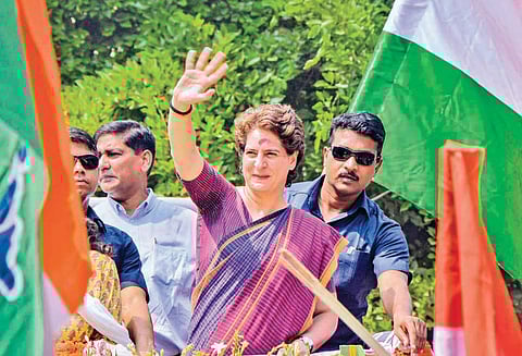 அரசியல் சாசனத்தை சீர்குலைக்க முயற்சி பா.ஜனதா மீது பிரியங்கா குற்றச்சாட்டு