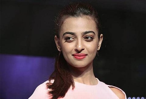 “நடிகைகளுக்கு சம்பளம் குறைவு” - ராதிகா ஆப்தே வருத்தம்