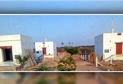 வெம்பக்கோட்டை பகுதியில் நேரடி விற்பனைக்காக கடை திறக்கும் பட்டாசு ஆலை அதிபர்கள்