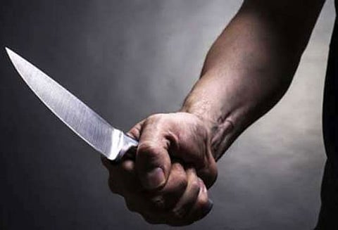 பெங்களூருவில் பயங்கரம் தமிழக வாலிபர் குத்திக்கொலை மர்மநபர்களுக்கு போலீஸ் வலைவீச்சு