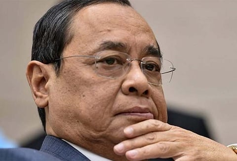 சுப்ரீம் கோர்ட்டு தலைமை நீதிபதி மீது செக்ஸ் வழக்கு தொடர ரூ.1½ கோடி பேரமா? - நேரில் விளக்கம் அளிக்க வக்கீலுக்கு உத்தரவு