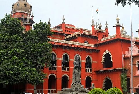 வழக்குகளின் புலன் விசாரணை தரத்தை மேம்படுத்த தனி குழுவை நியமித்தது சென்னை உயர்நீதிமன்றம்