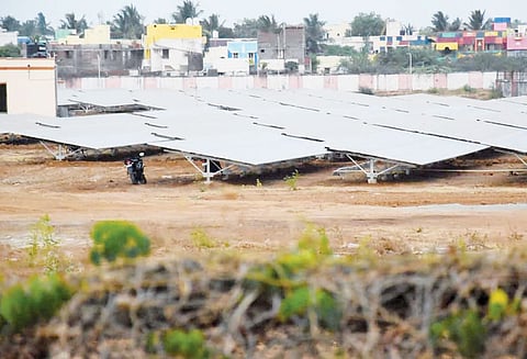 விமான நிலையத்தில் சோலார் மின் உற்பத்தி நாளை தொடங்குகிறது