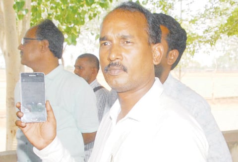 பெரம்பலூரில் வீடியோ எடுத்து பெண்களுக்கு பாலியல் தொல்லை பாதிக்கப்பட்ட பெண் பேசிய ஆடியோ வெளியானதால் பரபரப்பு