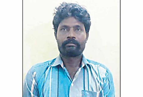 சமூக வலைத்தளத்தில், அவதூறாக வீடியோ வெளியிட்டவர் குண்டர் சட்டத்தில் கைது