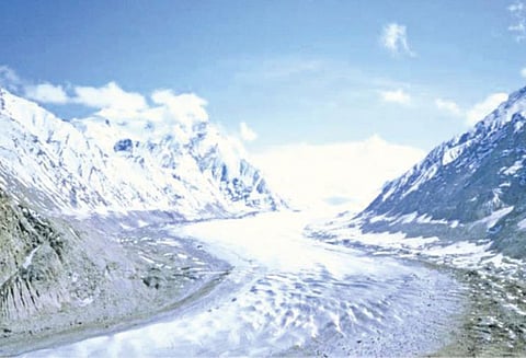 இமயமலைக்கு அச்சுறுத்தலாகும் பருவநிலை மாற்றம்