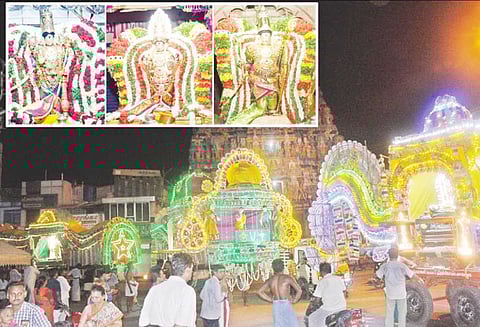 கும்பகோணம் சாரங்கபாணி கோவிலில் விடையாற்றி உற்சவம்: புஷ்ப பல்லக்குகளில் 3 பெருமாள் வீதியுலா