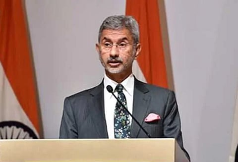 ஈரான் சிறை பிடித்த இந்தியர்கள் அனைவரும் உடல் நலமுடன் உள்ளனர்; வெளியுறவு துறை மந்திரி