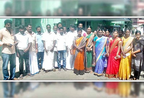 ஆர்.டி.ஓ. அலுவலகத்தை முற்றுகையிட்ட பெற்றோர், ஆசிரியர் கழகத்தினர்