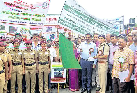 காஞ்சீபுரம் வட்டார போக்குவரத்து துறை சார்பில் சாலை பாதுகாப்பு வாரவிழா