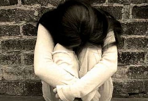 செய்யாறு அருகே பள்ளி மாணவிக்கு கட்டாய திருமணம் செய்ய ஏற்பாடு - அதிகாரிகள் விசாரணை