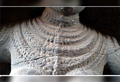 திருவண்ணாமலை அருணாசலேஸ்வரர் கோவில் அம்மணி அம்மன் கோபுரத்தின் கொடி மங்கை சிற்பத்தில் ‘திடீர்’ விரிசல் பக்தர்கள் அதிர்ச்சி