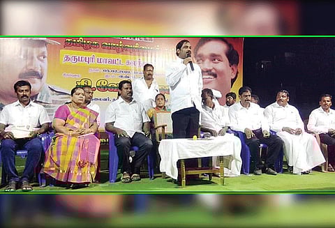 கர்நாடகத்தை போன்று தமிழர்களுக்கு வேலை உறுதியேற்பு சட்டத்தை இயற்ற வேண்டும் தர்மபுரியில் வேல்முருகன் பேட்டி