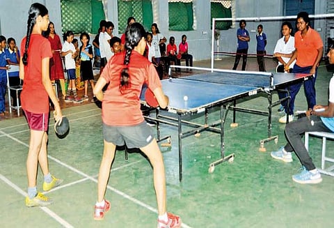 முதல்–அமைச்சர் கோப்பைக்கான விளையாட்டுப் போட்டிகள் அமைச்சர் பாஸ்கரன் தொடங்கி வைத்தார்