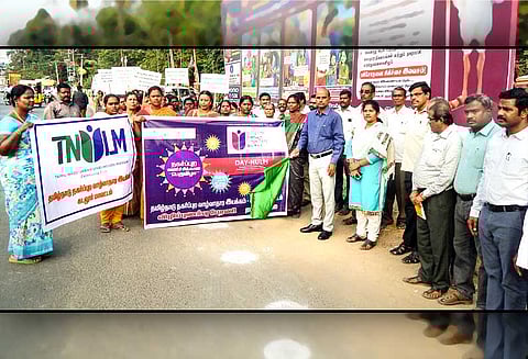 கடலூரில் நகர்ப்புற வளர்ச்சி திட்ட விழிப்புணர்வு பேரணி