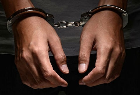 திருப்போரூர் அருகே கல்லூரி மாணவர் கொலை வழக்கில் 3 பேர் கைது