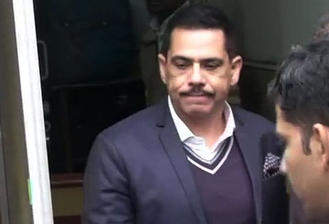 நிதி மோசடி வழக்கு: ராபர்ட் வதேராவிடம் 2-வது நாளாக விசாரணை - அமலாக்கத்துறை அதிகாரிகள் சரமாரி கேள்வி