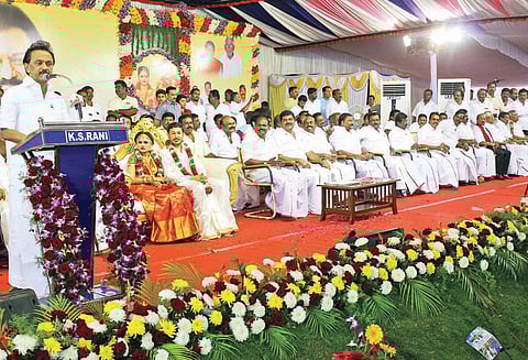 இடைத்தேர்தல் நடத்தாவிட்டால் தமிழக மக்களை திரட்டி மிகப்பெரிய போராட்டத்தை தி.மு.க. நடத்தும் மு.க.ஸ்டாலின் எச்சரிக்கை