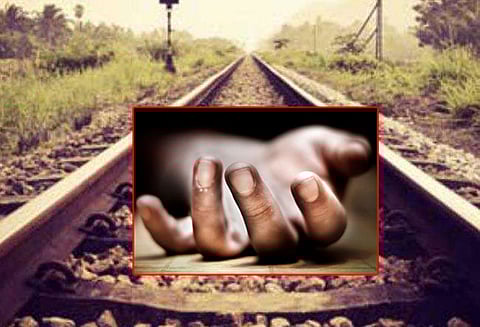 கும்மிடிப்பூண்டி அருகே தண்டவாளத்தில் தலை வைத்து பள்ளி மாணவன் தற்கொலை