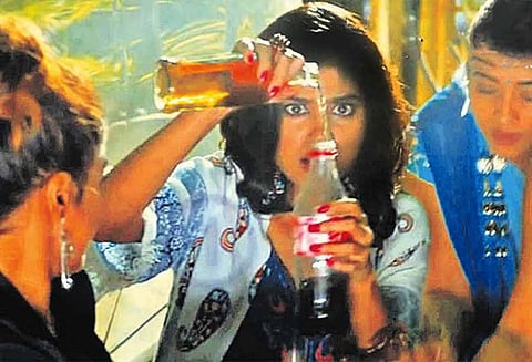 திரைக்கு வரும் ஆபாச சர்ச்சை படம் - ரசிகர்களை சந்திக்கும் ஓவியா