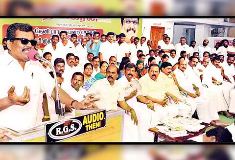 40 தொகுதிகளிலும் அ.ம.மு.க. வெற்றி பெறும் ‘அ.தி.மு.க.-பா.ஜ.க. கூட்டணி அமைவது எங்களுக்கு மகிழ்ச்சி’