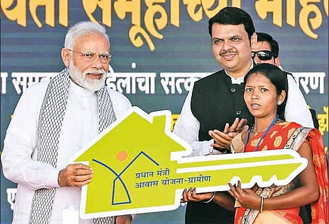 பாதுகாப்பு படையினருக்கு முழு சுதந்திரம் கொடுக்கப்பட்டுள்ளது: பயங்கரவாதிகள் ஓடி ஒளிந்தாலும் தேடிப்பிடித்து தண்டிப்போம் - பிரதமர் மோடி எச்சரிக்கை