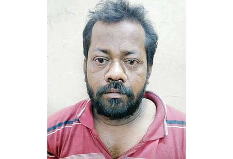 திருப்பூரில் கட்டையால் அடித்து வாலிபர் கொலை சமையல் தொழிலாளி கைது