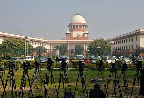 காஷ்மீர் மாணவர்களுக்கு பாதுகாப்பு கோரும் மனு: உச்ச நீதிமன்றம் இன்று விசாரணை