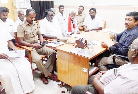 விளம்பர பதாகை வைப்பது தொடர்பான அனைத்து கட்சி பிரதிநிதிகள் கூட்டம்