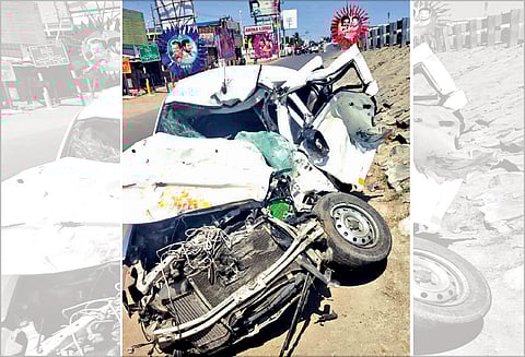 மேல்மருவத்தூர் அருகே கார்-பஸ் மோதல்; ஒரே குடும்பத்தை சேர்ந்த 3 பேர் பலி