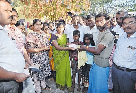 வெடி விபத்தில் மேலும் ஒரு தொழிலாளி சாவு பலி எண்ணிக்கை 5 ஆக உயர்வு உறவினர்கள் போராட்டம்